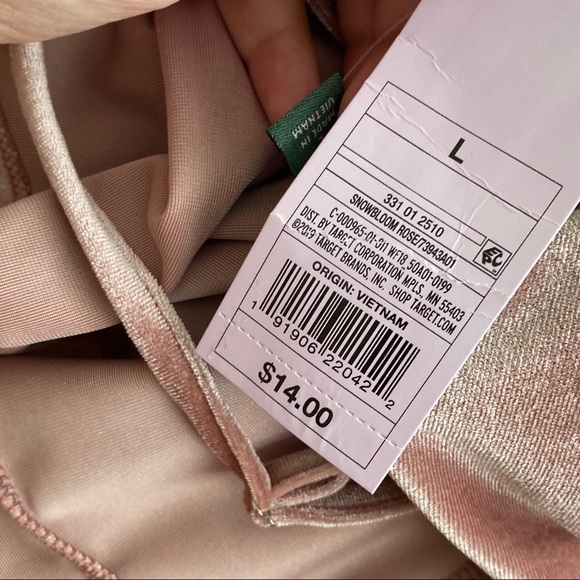 NWT Baby pink velvet tank - Picture 5 of 5